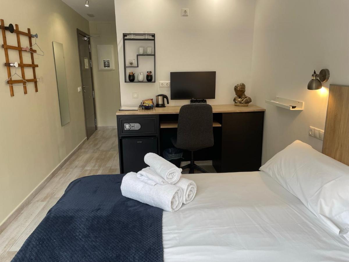 Terrace Costa Hotel Фуeнхирола Екстериор снимка