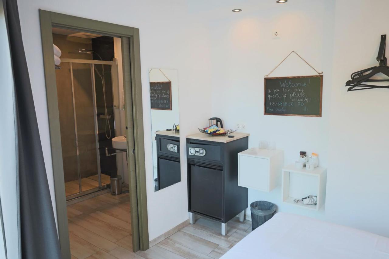 Terrace Costa Hotel Фуeнхирола Екстериор снимка