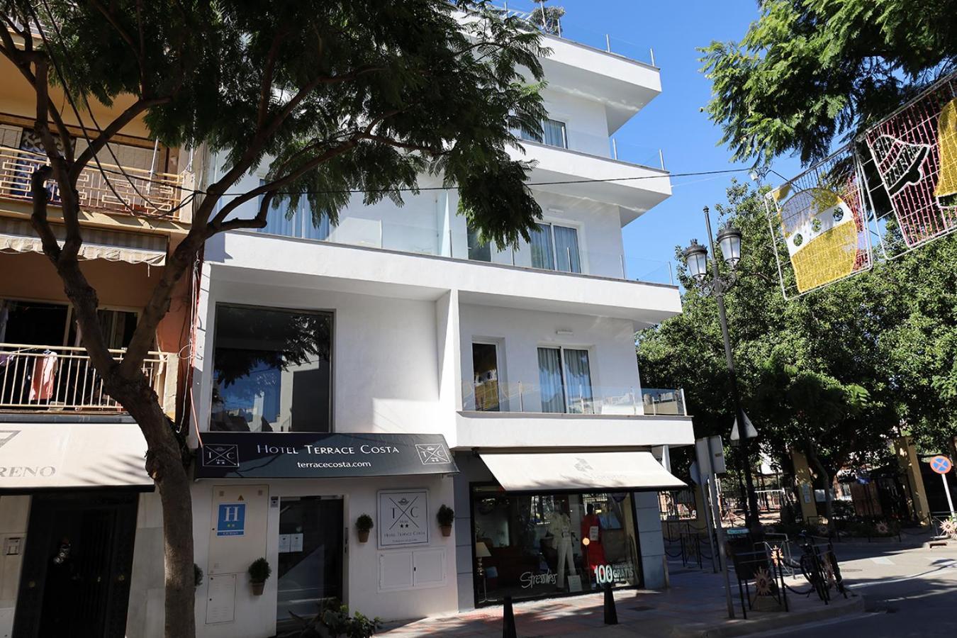 Terrace Costa Hotel Фуeнхирола Екстериор снимка